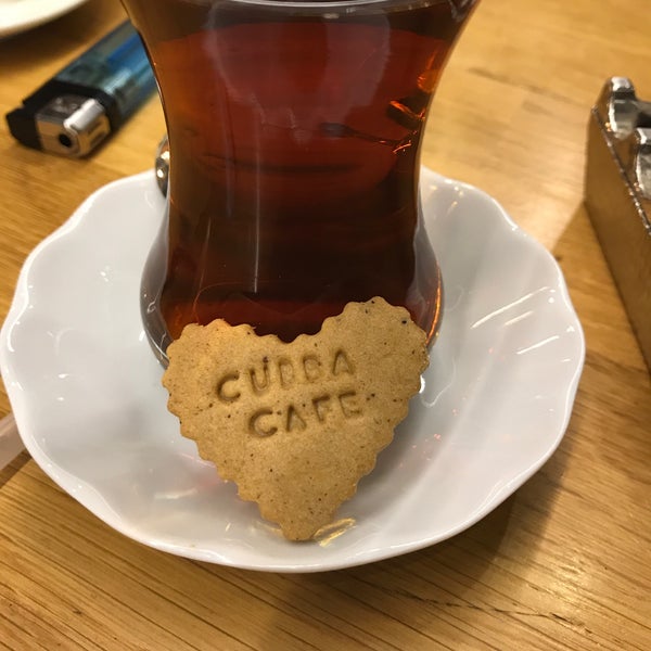 Photo taken at Cubba Cafe Nargile by Saklıbahce S. on 1/15/2018