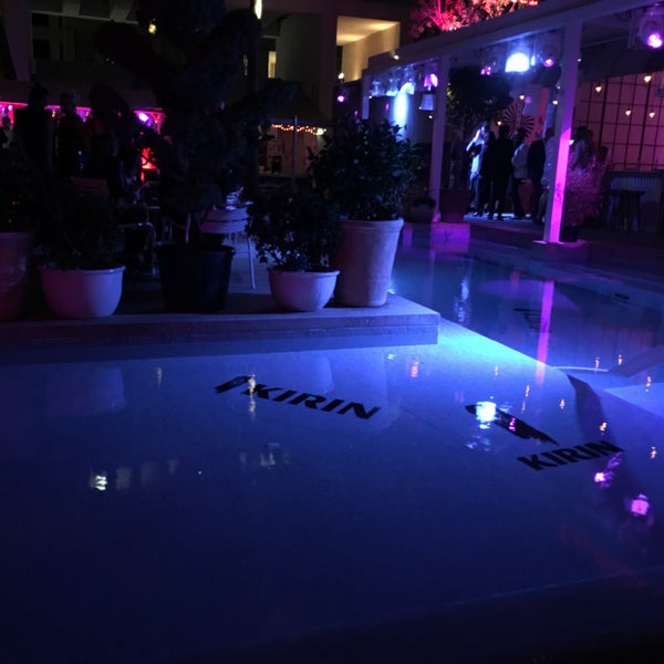 Foto diambil di Poolclub oleh Ruben pada 10/6/2017