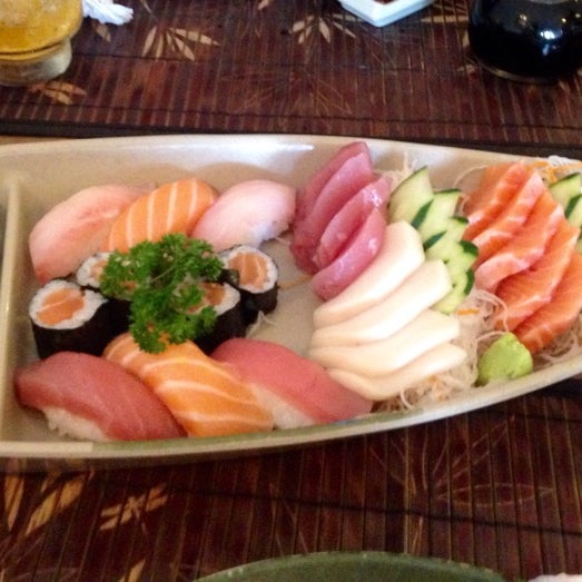 10/16/2014 tarihinde Germano M.ziyaretçi tarafından Sushi Mart'de çekilen fotoğraf