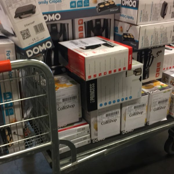 Photos At Colruyt Supermarket In Zottegem