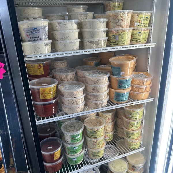 Caplinger's Fresh Catch Seafood Market - 7460 N Shadeland Ave