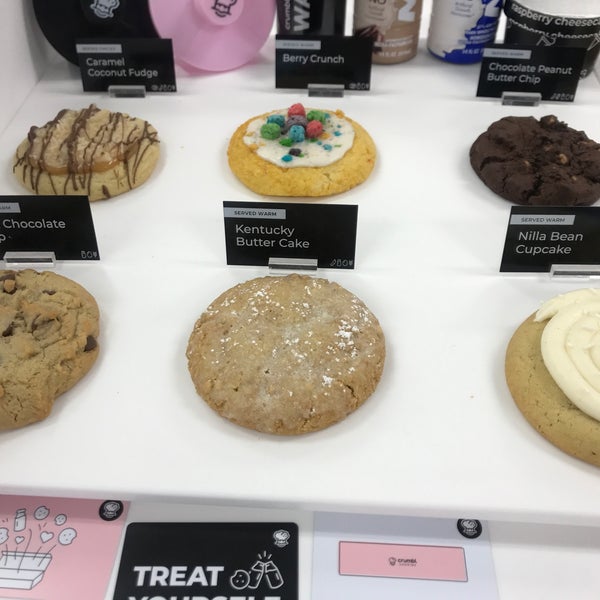 Crumbl Cookies Bakery in Westfield