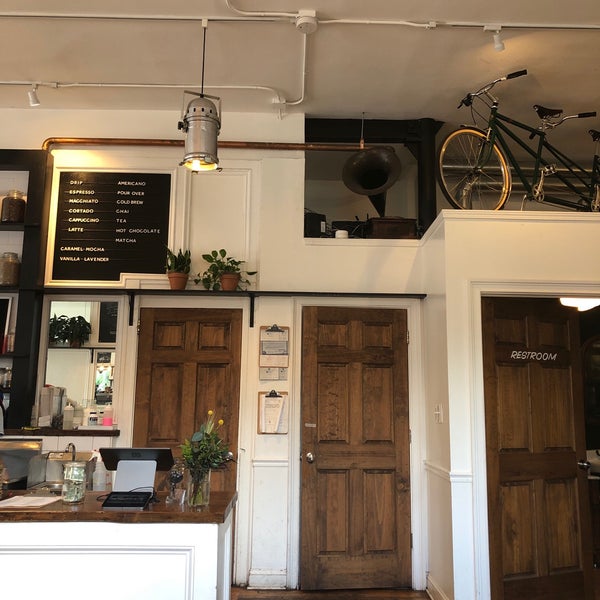 Photo taken at Heritage Bicycles by Rico L. on 6/5/2019