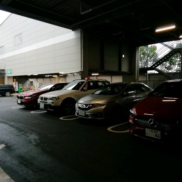 Photos At イオン東雲 駐車場 Parking Photos At イオン東雲 駐車場 Parking