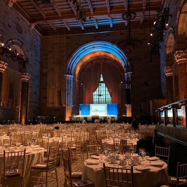Photo taken at Cipriani 42nd Street by aan on 12/5/2019