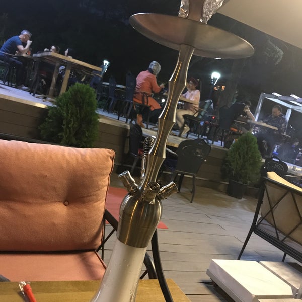 Foto tirada no(a) Da Vinci Cafe &amp; Lounge por Furkan D. em 8/24/2018