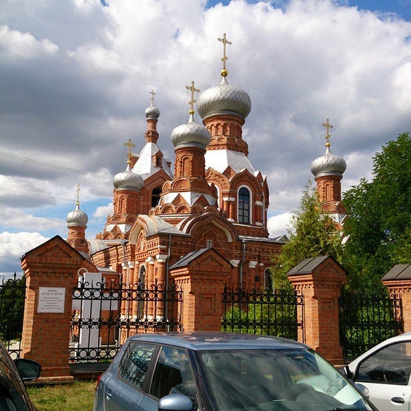 Церковь Воздвижения Креста Господня Дарна
