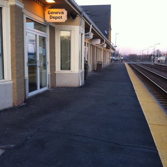 Metra Geneva Station Train Station in Geneva