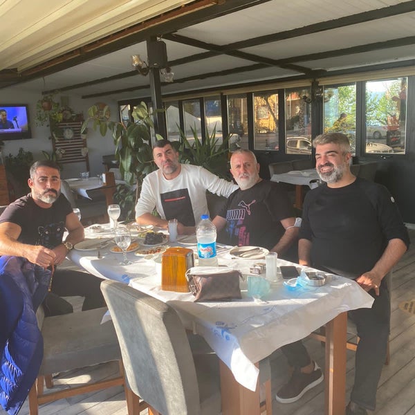 Foto scattata a Bahçeli Cafe &amp; Restaurant Avcılar da Erhan T. il 11/9/2020