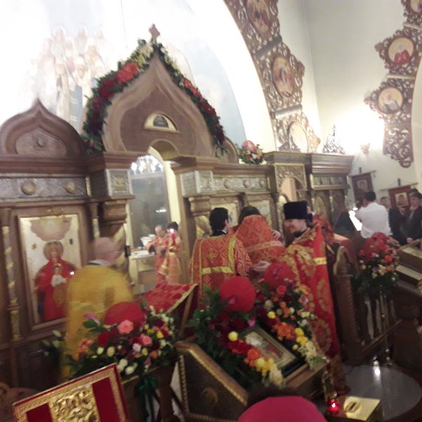 Храм всех святых в новокосино расписание