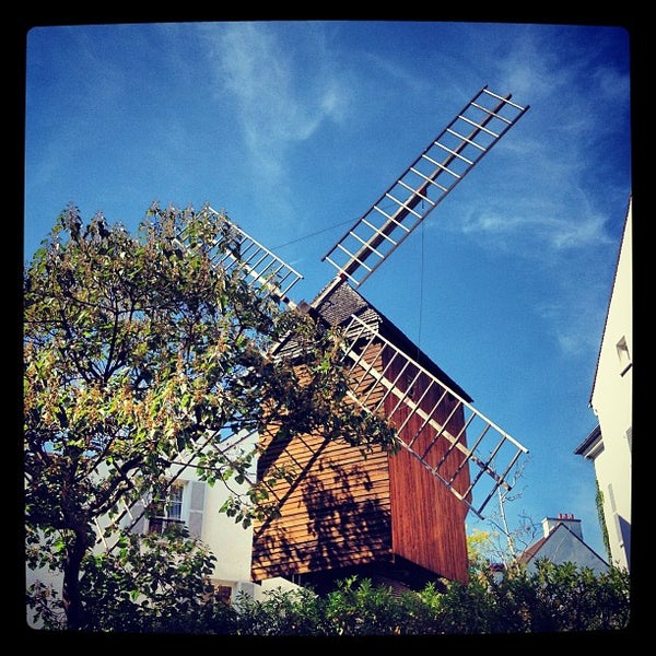 Le Moulin de la Galette GrandesCarrières 38 tips from 1633 visitors Le Moulin de la Galette GrandesCarrières 38 tips from 1633 visitors