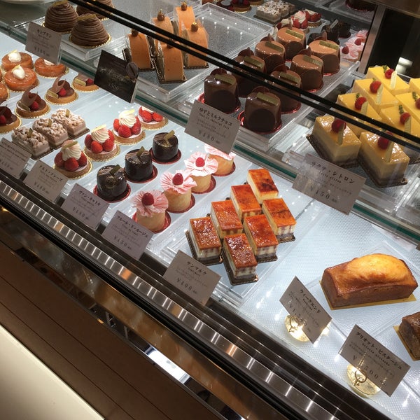 ROSABAU Patisserie кондитерская Париж