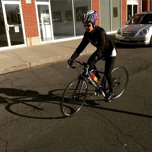 Foto tirada no(a) Piermont Bicycle Connection por Julius Erwin Q. em 12/29/2014