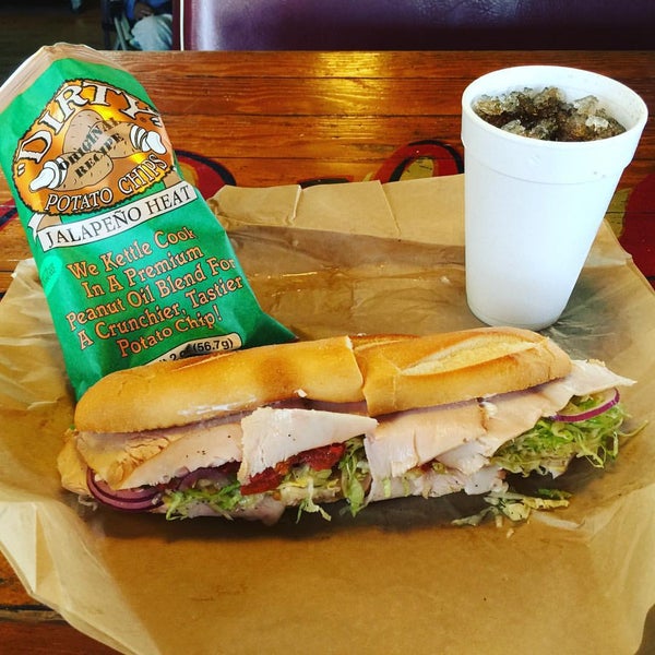 1/31/2016 tarihinde Cale H.ziyaretçi tarafından Woody&#39;s Famous CheeseSteaks'de çekilen fotoğraf