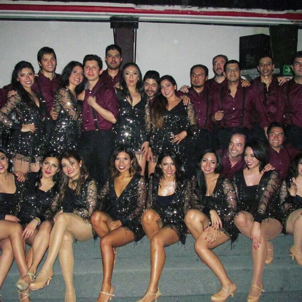 Das Foto wurde bei Salsa Condesa Dance Club von Salsa C. am 2/14/2017 aufgenommen