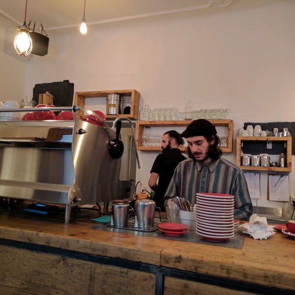 Das Foto wurde bei Silo Coffee von Steep B. am 1/3/2017 aufgenommen