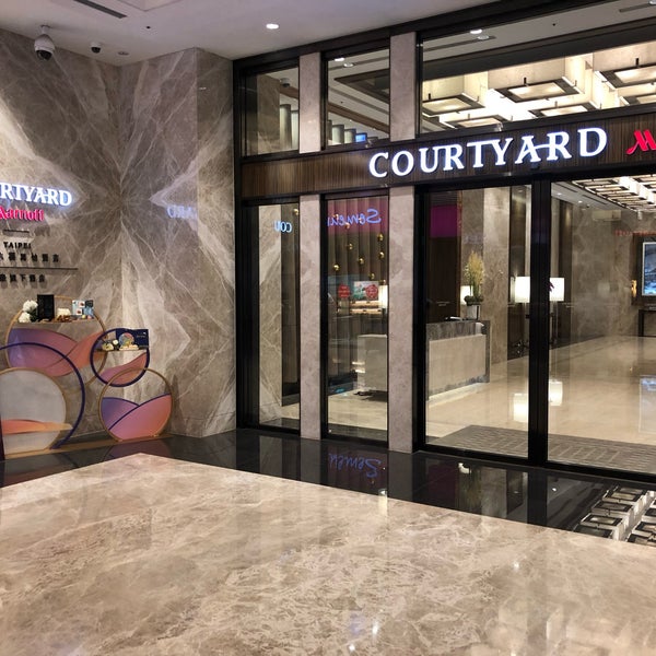 Photo taken at Courtyard by Marriott Taipei by Steven L. on 8/27/2019