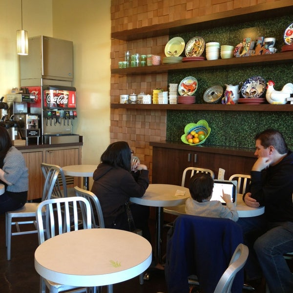 1/5/2013にVegasChatterがDaily Kitchen &amp; Wellness Barで撮った写真