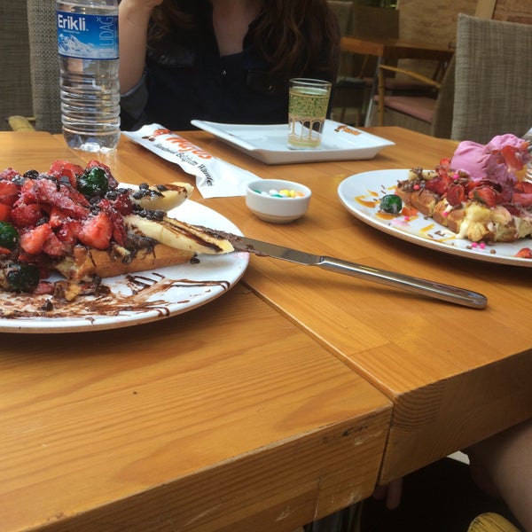 Photo taken at Wafos Handmade Belgium Waffle by Nilgün T. on 7/21/2017