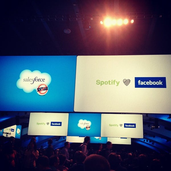 Photo taken at Dreamforce 2012 by Chase P. on 9/20/2012