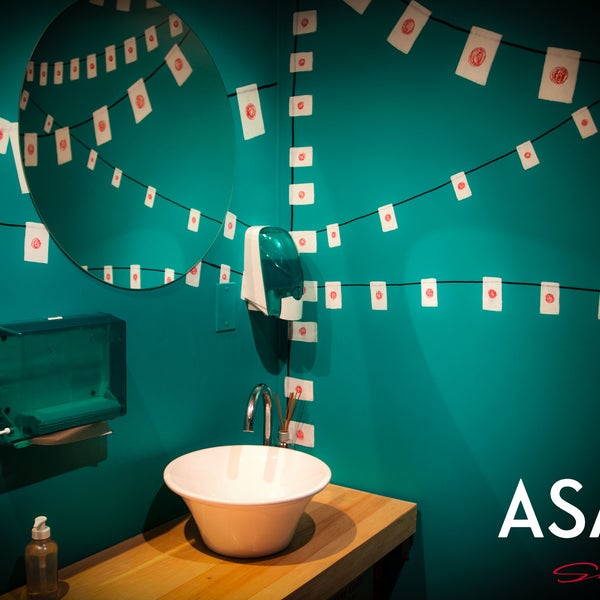 Foto scattata a Asato Sushi &amp; Asian food da Asato Sushi &amp; Asian food il 8/2/2014