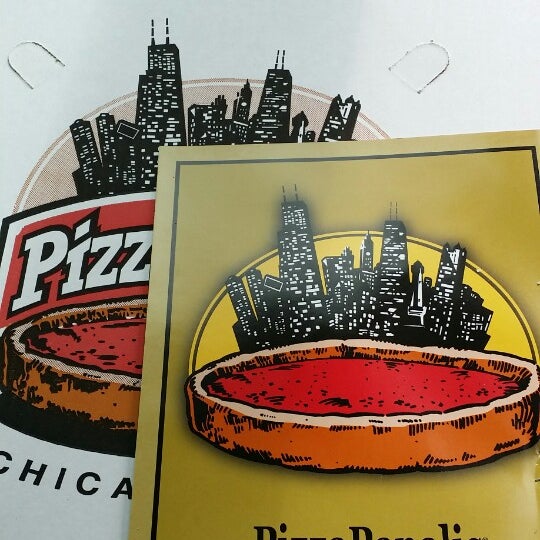 Foto scattata a Pizza Papalis da Bobby N. il 7/1/2014
