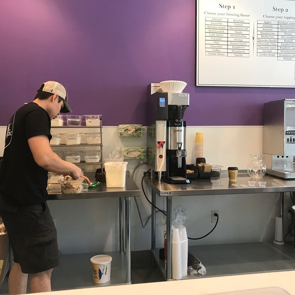 Photo taken at Cinnaholic by Michael Anthony on 6/23/2017