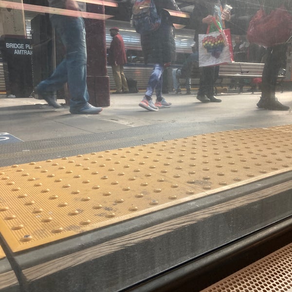 Foto scattata a Newark Penn Station da Naish M. il 10/21/2022