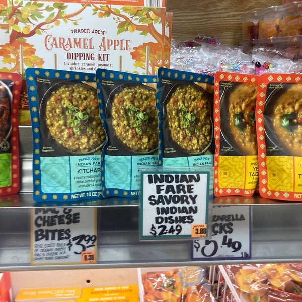 Trader Joe's Grocery Store in Southeast Nashua