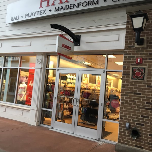 Maidenform Outlet at Merrimack Premium Outlets® - A Shopping