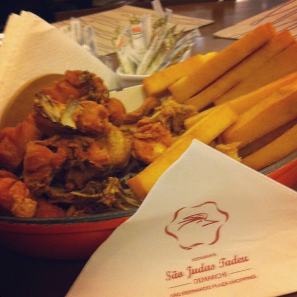 Photo taken at Restaurante São Judas Tadeu by Fernanda F. on 3/30/2015