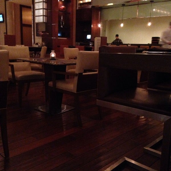 Foto diambil di Asador Restaurant oleh Lin H. pada 10/5/2013