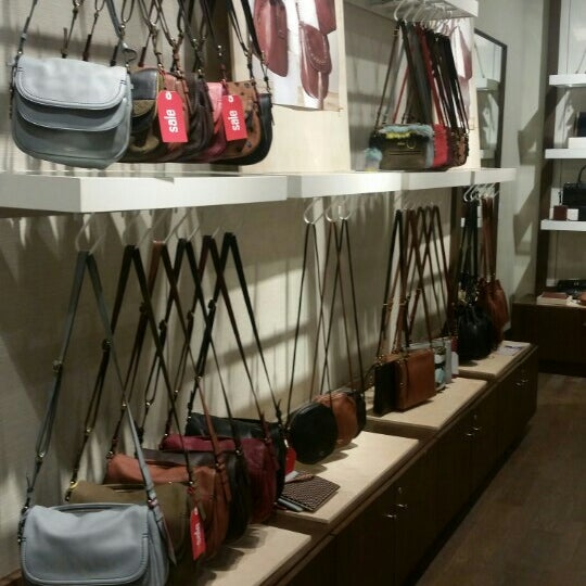 fossil promenade mall