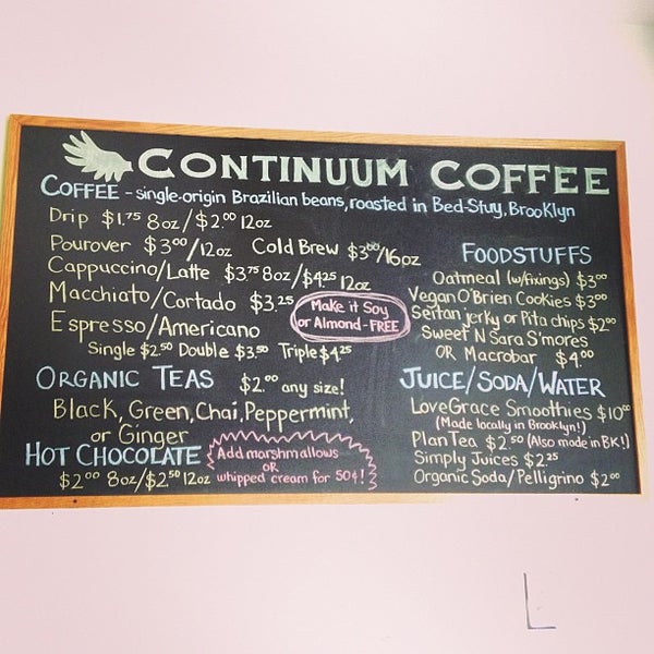 Photo prise au Continuum Coffee par Kirsten P. le1/27/2013