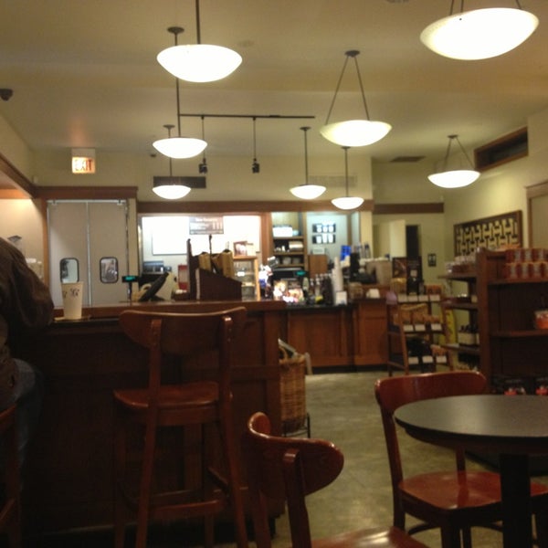 Photo taken at Peet&#39;s Coffee &amp; Tea by Trim K. on 1/23/2013