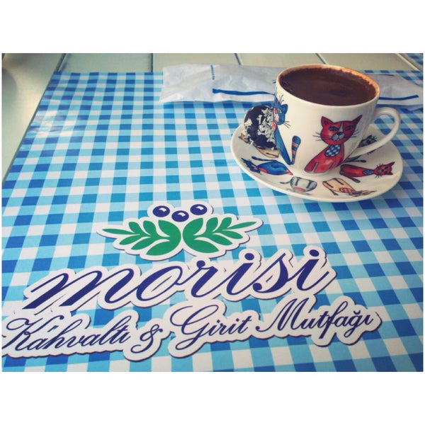Foto diambil di Morisi Kahvaltı &amp; Girit Mutfağı oleh Nilay pada 10/18/2015