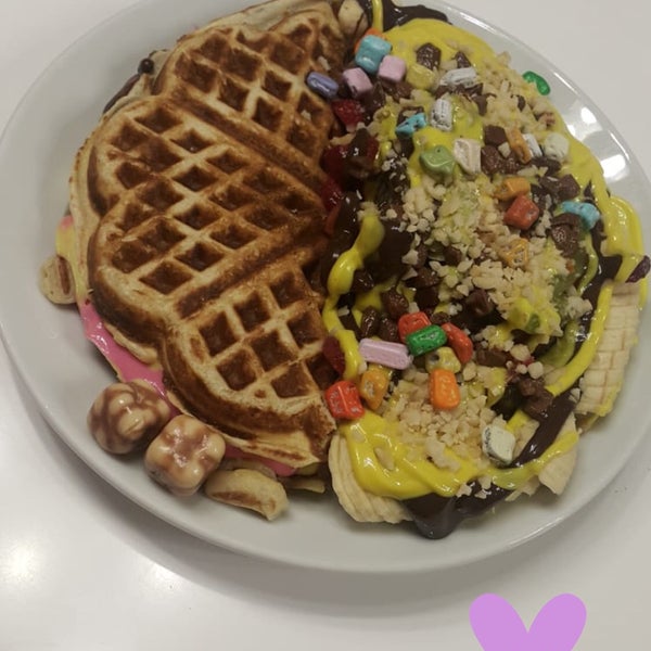 6/14/2020 tarihinde Tuba Ö.ziyaretçi tarafından Müslüm Waffle'de çekilen fotoğraf