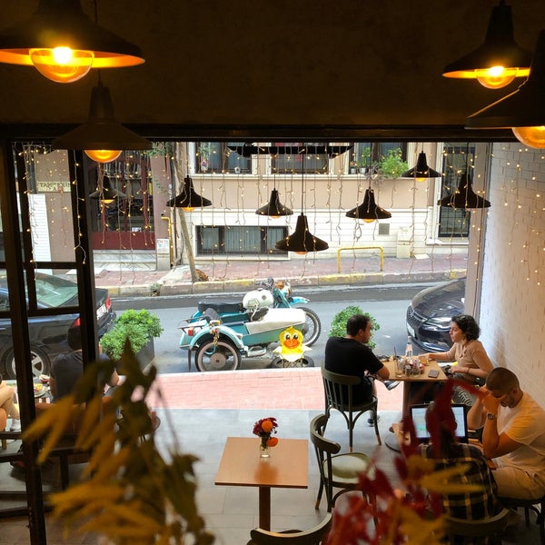 9/5/2020 tarihinde Vera K.ziyaretçi tarafından Mura Coffee &amp; Bar'de çekilen fotoğraf