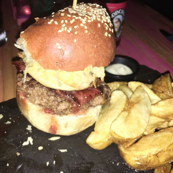 Costa Rica Beer Factory Inc. Barrio Escalante, Provincia de San José