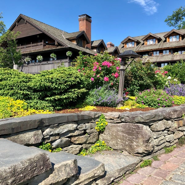 Photo taken at Trapp Family Lodge by Richard M. on 6/30/2018