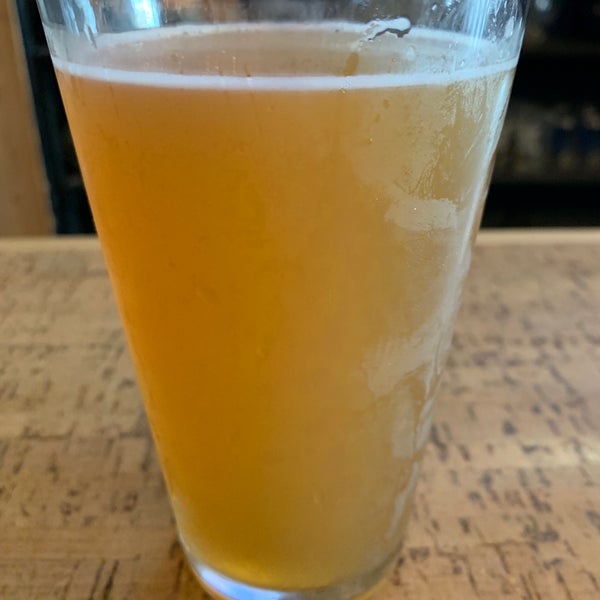 9/22/2019 tarihinde Matthew K.ziyaretçi tarafından Fort Orange Brewing'de çekilen fotoğraf