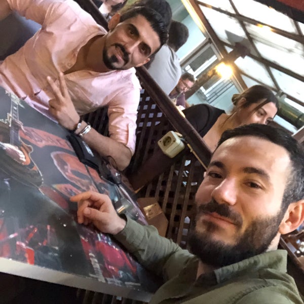 Foto diambil di Saklıbahçe Cafe Bistro oleh 👑SINYOR K. pada 10/20/2019