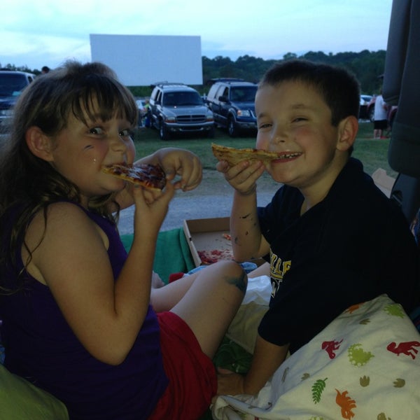 Photo taken at Stardust Drive-in Theatre by Shana D. on 6/24/2013