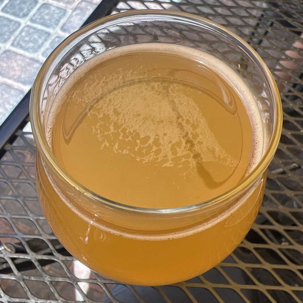 Photo taken at FiftyFifty Brewing Co. by Jessica W. on 6/22/2022