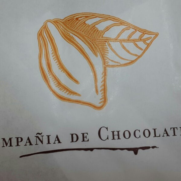 Photo prise au Compañia De Chocolates Bar par Ariela F. le3/28/2014