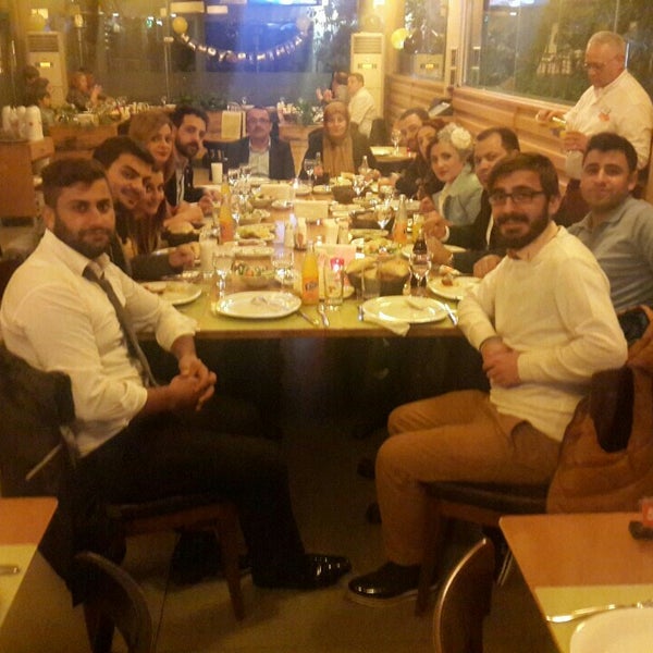 Das Foto wurde bei Mehmet Sait Restaurant von Bircan K. am 3/25/2016 aufgenommen