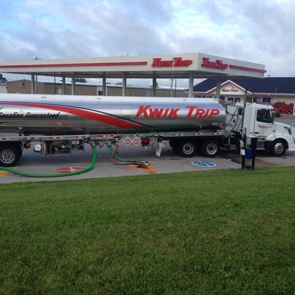 Blue Beacon Truck Wash of Portage, WI Car Wash and Detail in Portage