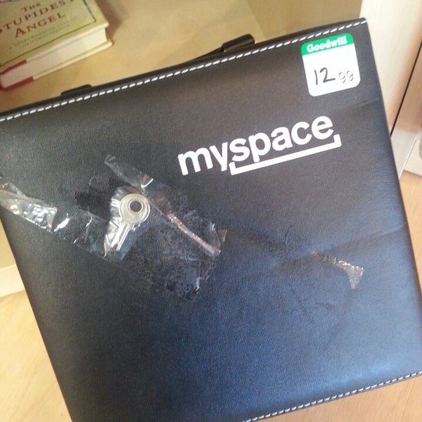 Goodwill Vintage and Thrift Store in La Mesa