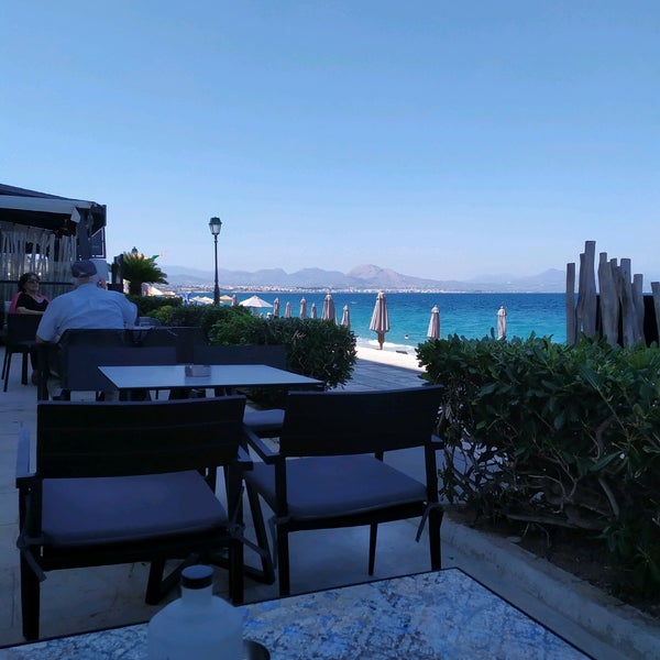 Daria frei in Anassa Hotel