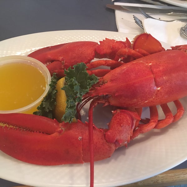 Photo taken at Union River Lobster Pot by Sneha P. on 6/22/2016